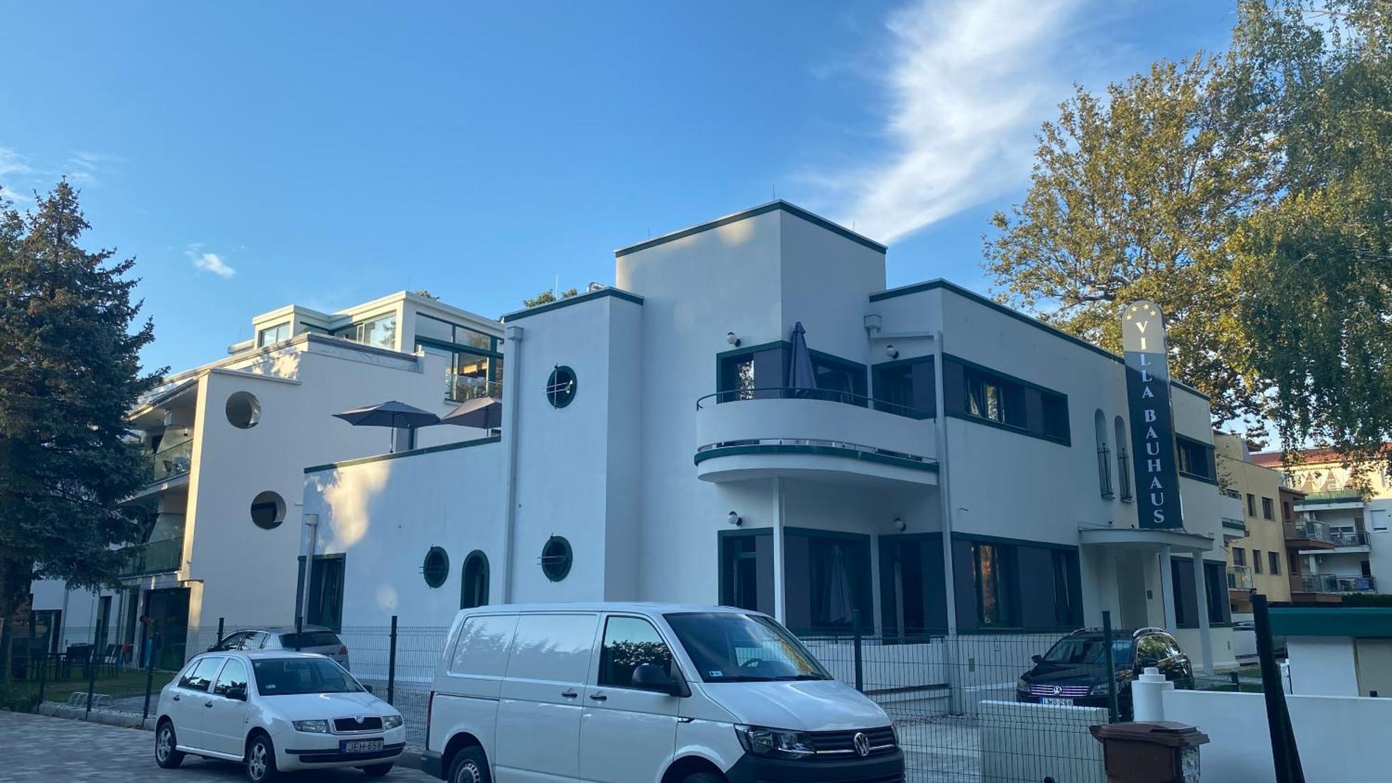 Villa Bauhaus Labi Garden Wellness Apartman Siofok Exterior photo